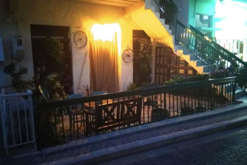 Art Apartment Epidaurus Екстериор снимка